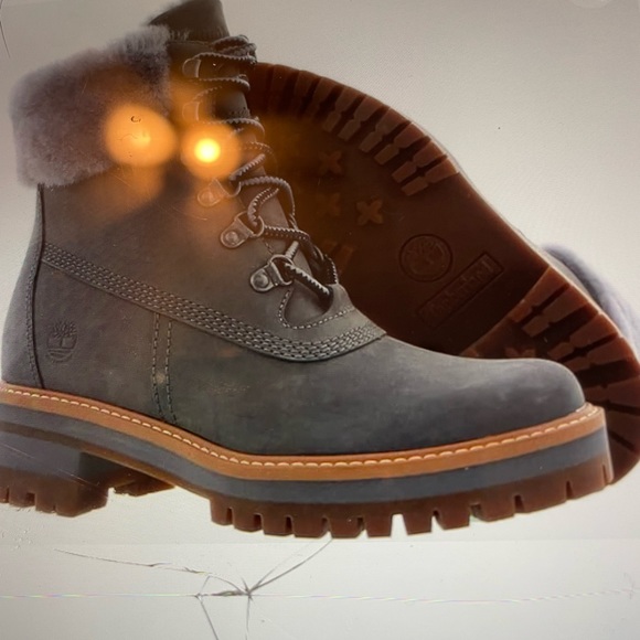 Timberland Courmayeur Valley shearling New boots, medium grey Nubuck size 8 - Picture 4 of 10